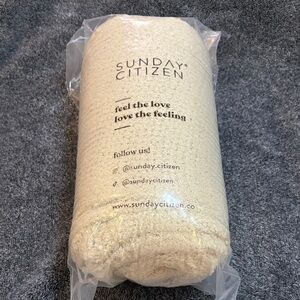 Sunday Citizen Snug Lap Throw Blanket